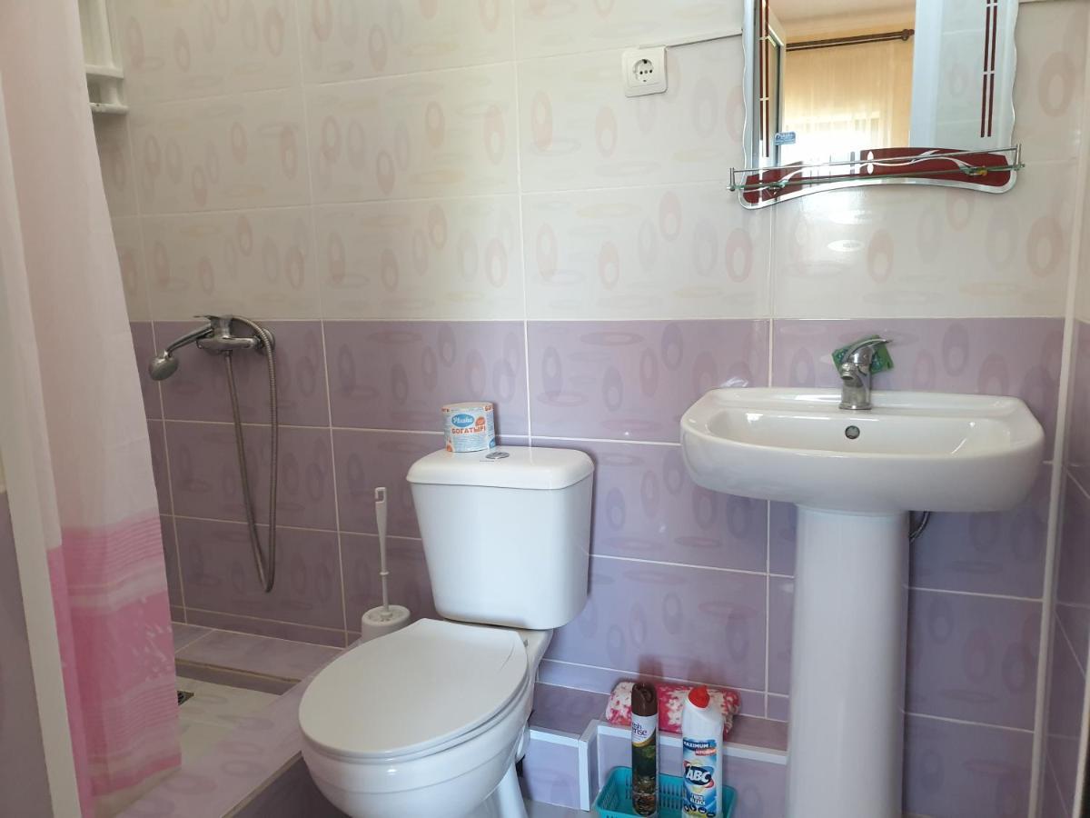 غاغرا Guest House Lykhny المظهر الخارجي الصورة