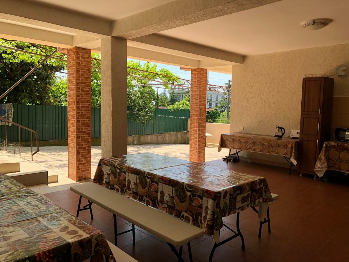 غاغرا Guest House Lykhny المظهر الخارجي الصورة